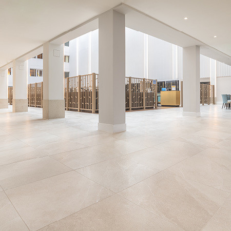Hilton London Gatwick 4