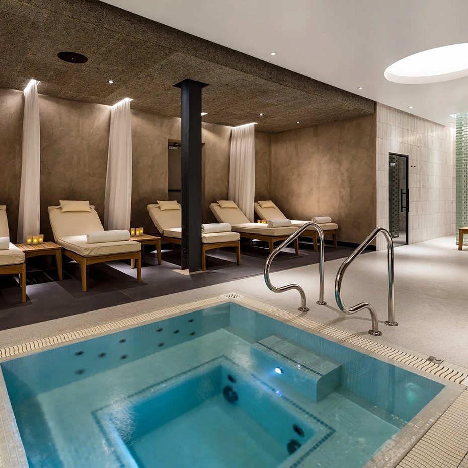 Pyro Echo Radisson Blu Heathrow 2